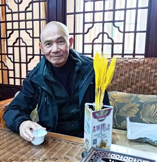 白德贺.jpg