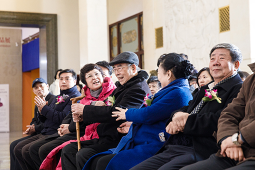 中国书协原顾问权希军（左四）.jpg