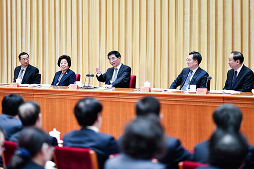 1月6日，全国宣传部长会议在北京召开。中共中央政治局常委、中央书记处书记王沪宁出席会议并讲话。新华社记者 殷博古 摄 .jpg