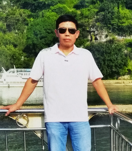 个人照.jpg
