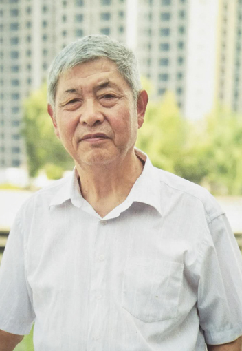雷炳科照片.jpg