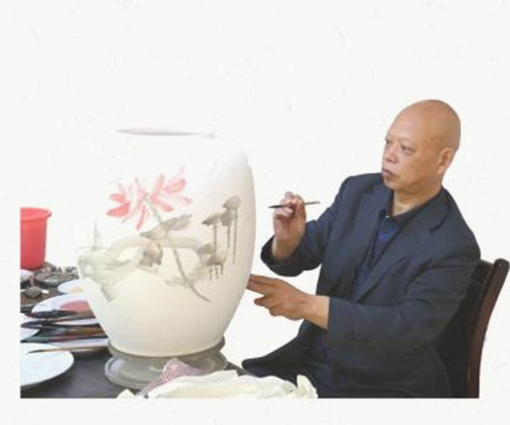 张增荣照片.jpg