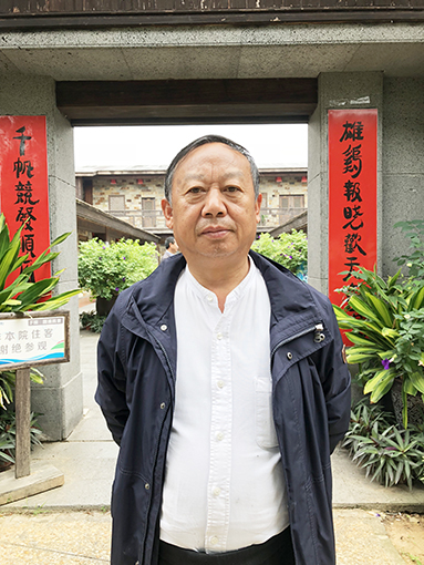 杨明.jpg