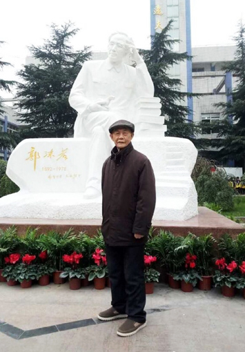 何伯澄照片.jpg
