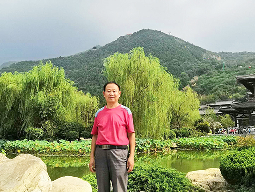 张灿成照片.jpg