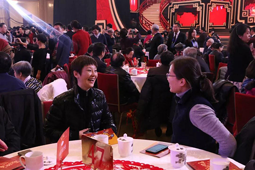 徐帆今儿个真高兴.jpg