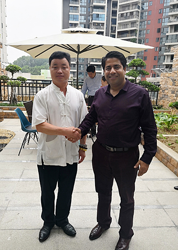 尼泊尔人民党主席戴科思先生到商老师家作客.jpg