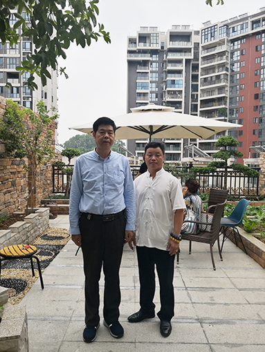毛坚平先生到商老师家作客.jpg