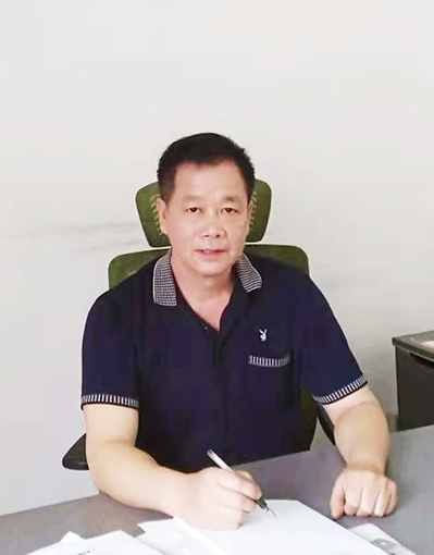 潘桂林照片.jpg