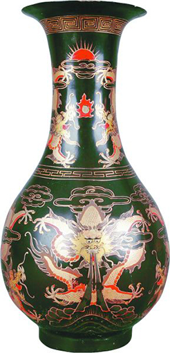 清末民初脱胎青退描金云龙花瓶(福建博物院藏) 图片为作者提供.jpg