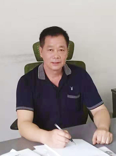 潘桂林照片.jpg