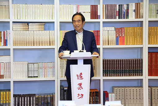 阎崇年 .png