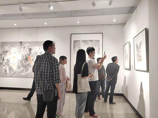 1556241061510098.jpg 展览现场3.jpg