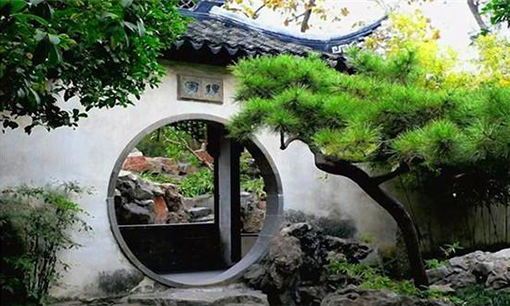 园林洞门.jpg