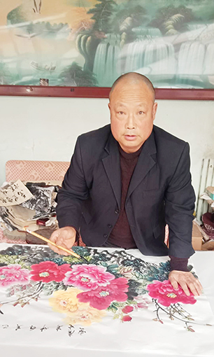 刘文华照片.jpg