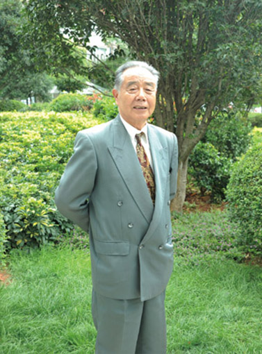 杨书英照片.jpg