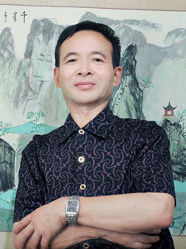 胡文高照片.jpg