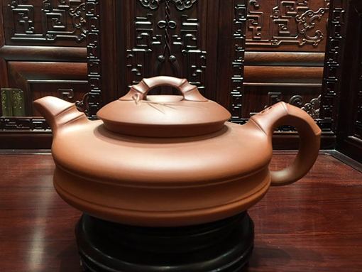 吴海龙紫砂壶艺术作品1.jpg