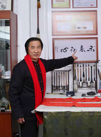 俞国忠生活照.jpg