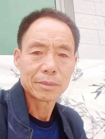 杨志文照片.jpg