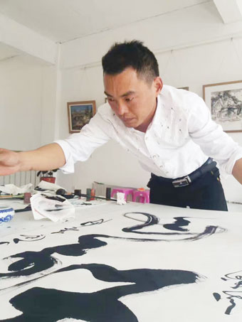 个人照.jpg