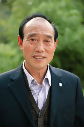 蔡福轩照片.jpg