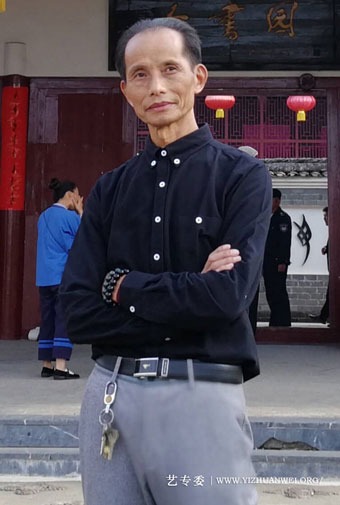 周兆平照片1.jpg