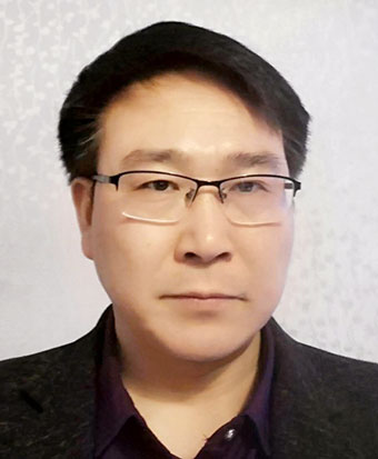 李政华照片.jpg