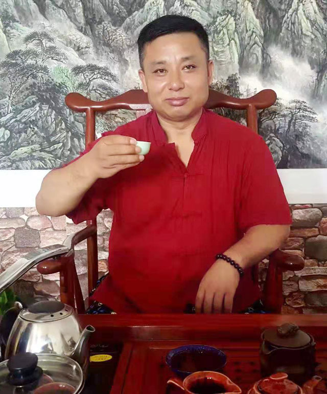 王现宾照片.jpg