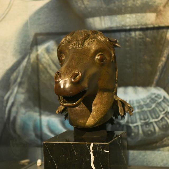  马首铜像&nbsp; 资料图