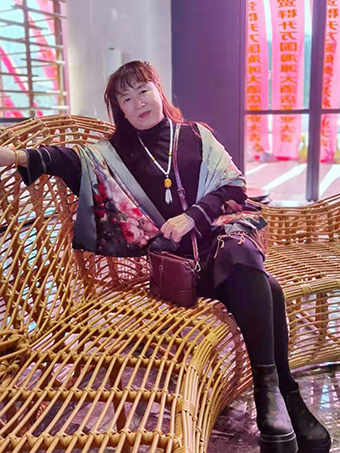李丹照片.jpg