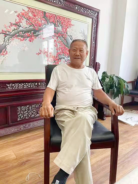 胡广勤照片.jpg