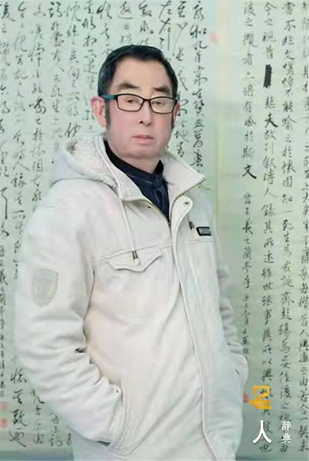 滕步华个人照片.jpg