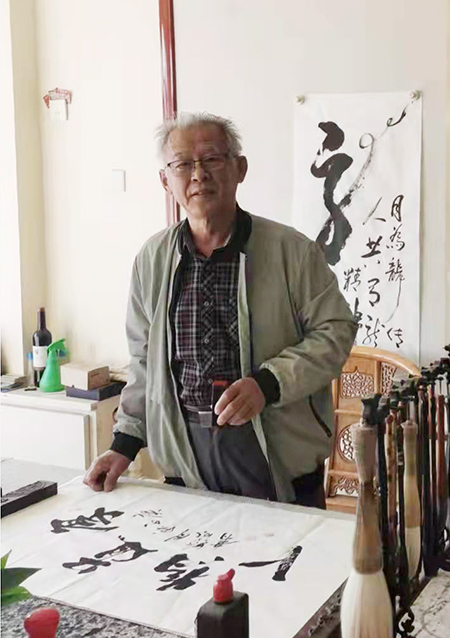 孟繁明个人照片.jpg
