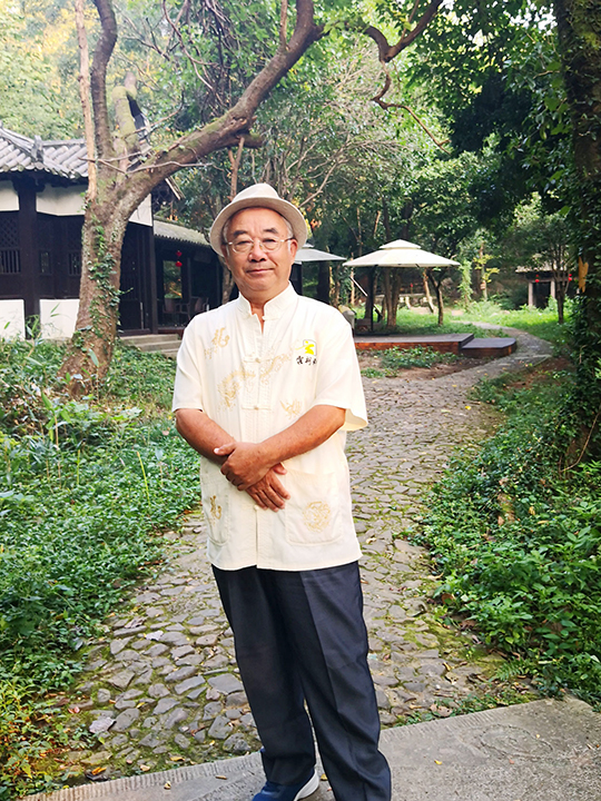 裴宪中照片(3).jpg