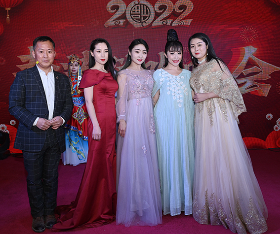 孙通成老师受邀参加星光卫视总台2022【农民春晚】【航空春晚】【食安春晚】春节联欢晚会录制 2.jpg