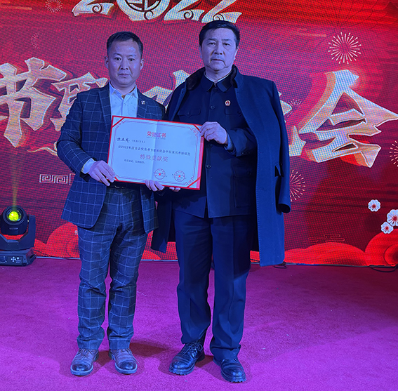 孙通成老师受邀参加星光卫视总台2022【农民春晚】【航空春晚】【食安春晚】春节联欢晚会录制 3.jpg