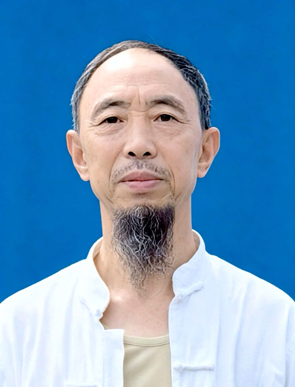 罗银祥个人照片.jpg