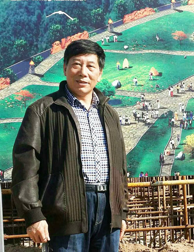 雷显平
