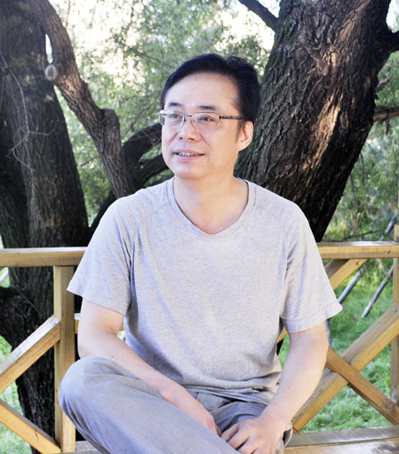 向中国民族建筑企业重点推荐的百位书画艺术名家——梁鑫岐