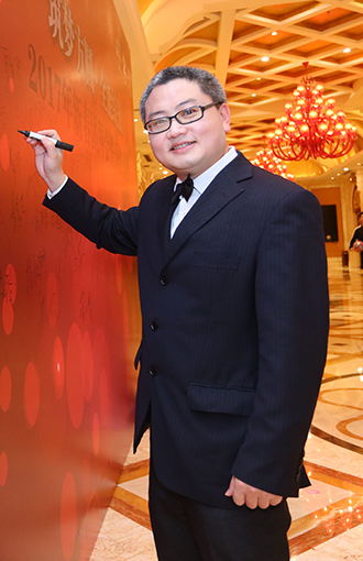 向中国民族建筑企业重点推荐的百位书画艺术名家——邹志宇