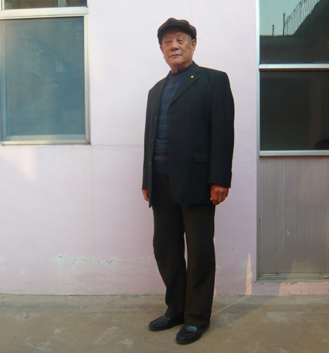 张友仁 张友仁